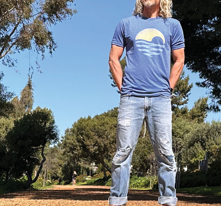 Crimson Tide tee close-up